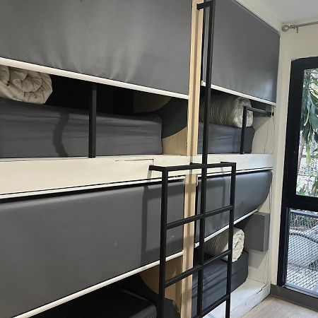 Owl'S Nest Suk 30 Hostel กรุงเทพมหานคร ภายนอก รูปภาพ