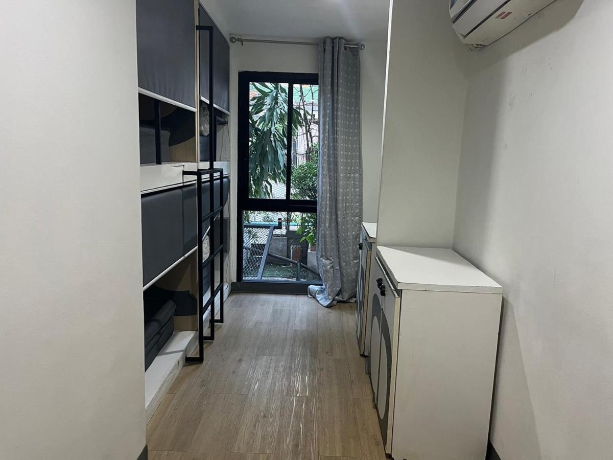 Owl'S Nest Suk 30 Hostel กรุงเทพมหานคร ภายนอก รูปภาพ
