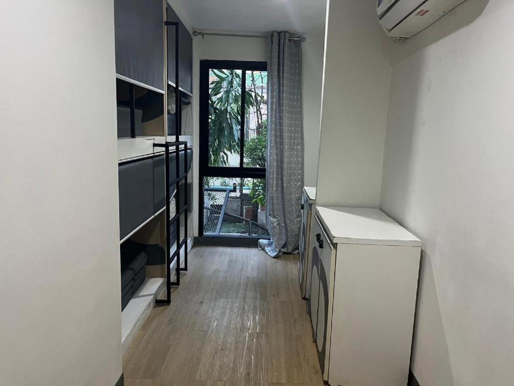 Owl'S Nest Suk 30 Hostel กรุงเทพมหานคร ภายนอก รูปภาพ